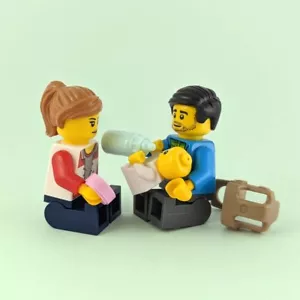 Lego Family - Mamma, Papà e Bambino - Minifigure e Accessori - Foto 1 di 7