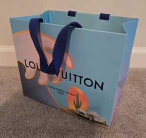 LOUIS VUITTON Authentic Paper Shopping Bag - California Perfume 10” x 8” X 6” - Picture 1 of 2
