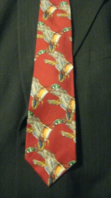 Corbata cuello Ducks Unlimited 100% seda roja 57" Foto 1 de 4
