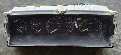 87-91 1987 Ford F150 Bronco cuadro de instrumentos manual con tacómetro E7TF-10C956-A Foto 1 de 4