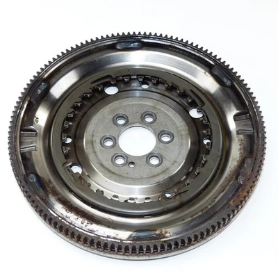 Schwungrad Schwungscheibe Automatik Skoda Rapid NH Fabia 5J NJ DSG 03F105266C - Image 1 of 3
