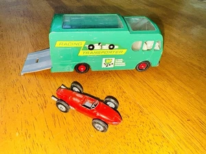 Vintage Matchbox Major Pack M-6 BP Racing Car Transporter with Ferrari Car - Picture 1 of 22