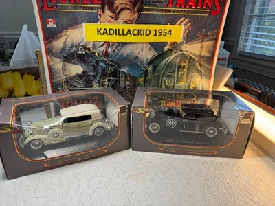 1:32 SCALE SIGNATURE-1933 CADILLAC FLEETWOOD &1932 CHRYSLER - DIECAST-NEW💥T1509 - Image 1 of 4
