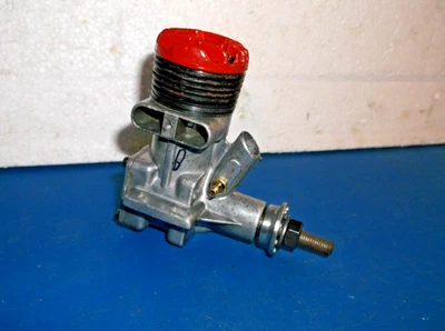 MOTOR DE AVIÓN MODELO ACROBACIAS .35 CABEZA ROJA McCoy ¡muy bueno! (TARDE MO. LIGHTNING) Foto 1 de 4