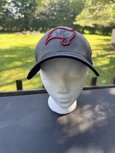 Tampa Bay Buccaneers New Era 39Thirty Hat SM/Med Fitted Gray & Red NFL - Picture 1 of 6