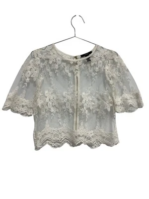 Top corto Forever 21 talla grande floral de encaje transparente manga corta dobladillo festoneado boho Foto 1 de 4