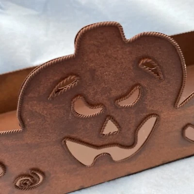 Bandeja de linterna Jack O de metal; candelabro, luz de té, votivo, decoración de Halloween usado en excelente estado Foto 1 de 4