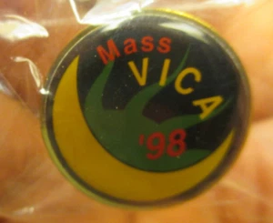 VICA Mass. Pin de solapa 1998 - Imagen 1 de 3