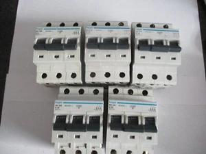 INTERRUPTORES AUTOMÁTICOS HAGER ND3 RANGE D6 D10 D16 D20 D32 D40 10 KA TRIPLE POLO MCB - Imagen 1 de 2