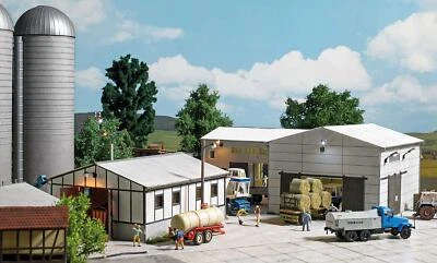 Busch 1911 LPG Shed - Image 1 of 3