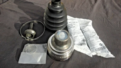 GENUINE AUDI A4 DRIVESHAFT 8K0498099F CV JOINT BOOT KIT A5 A6 A7 A8 Q5 RS4 OUTER - Image 1 of 4