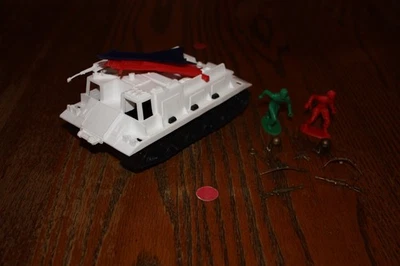 Rare MPC Vintage Army/Outer Space White Missile-Firing Tank & 2 Astronauts-Marx - Image 1 of 4