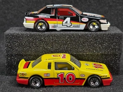 Matchbox No. 10 Buick Le Sabre Variation Lot - Black & Yellow - Image 1 of 4