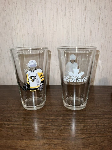 Pittsburgh Penguins NHL Labatt’s Pint Beer Glasses 16 Ounce New Out Of The Box Cover