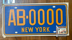 1970 New York Cardboard Plate 21st Cenutry Props Original with Sample Tag - Picture 1 of 2