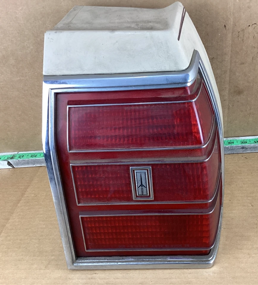 1981-1983 Oldsmobile Delta 88 Rear Right Passenger Side Tail Light Assembly OEM - Image 1 of 4