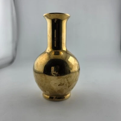 Jarrón vintage de latón tono dorado pequeño florero floral decoración hecho en China Foto 1 de 4