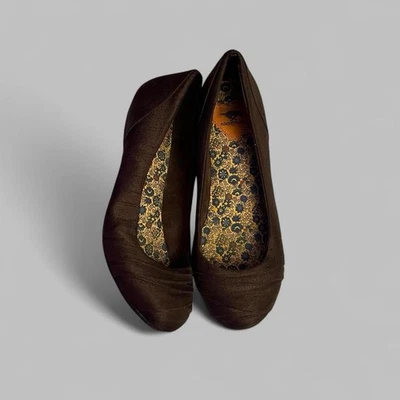 Sapatilhas de balé vintage marrom cetim foguete cachorro com forro floral amarelo tamanho 6 - Imagem 1 de 4