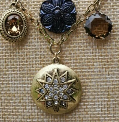 Collar colgante Sailors Delight - Carolee estampado Foto 1 de 4