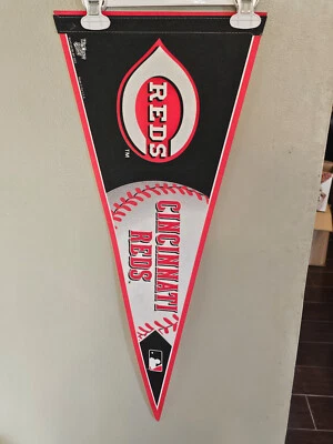 CINCINNATI REDS 12X30 VINTAGE BASEBALL MLB  FELT PENNANT  3/17/25 - Image 1 of 2