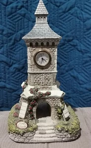 Memory Lane Cottages Clock Tower - Picture 1 of 5