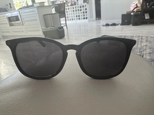 GUCCI Designer Frame Black Sun Glasses GG0027O 001 50 20 140 Italy Unisex - Picture 1 of 3