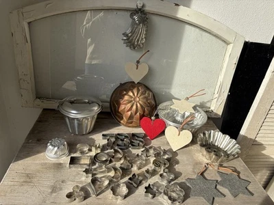 Konvolut alte antike Backformen Ausstechformen Puddingformen Filzanhänger  36 T - Bild 1 von 4