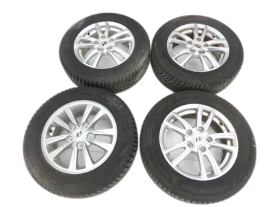 4x Kompletträder Alu Ganzjahresreifen 195/65R15 5X114.3 6.25-7.45mm für I30 PD - Bild 1 von 4