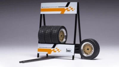 MODELLISMO AUTO STATICO DIORAMI IXO SET 4 RUOTE LADA VFTS GRIGIO SCALA 1/18 - Immagine 1 di 4