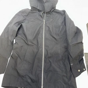 Marmot Kapuzenjacke L Damen schwarz leicht Freizeit Wandern - Bild 1 von 7