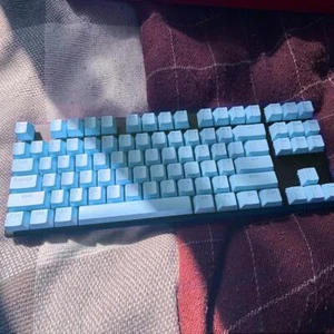 104pcs Universal Mechanical Keyboard Keycap PC Bakclit Key Cap (Light Blue) FR - Photo 1/12