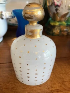 ANTIQUE FRENCH WHITE OPALINE GLASS PERFUME BOTTLE - Picture 1 of 10
