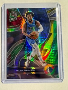 K147,013 -  2021-22 Panini Spectra Asia Red Yellow Green #73 Jalen Brunson #/75