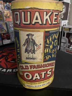 Quaker Oats Round Cardboard Box, Replica of the 1896 Label Empty 42oz - Image 1 of 4