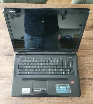 Asus X70A parts - Bild 1 von 2