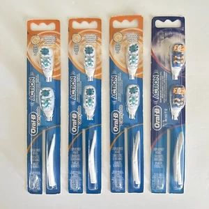 4 Pkgs of 2 Oral B Action COMPLETE & 3D WHITE Replacement Toothbrush Brush Heads - Picture 1 of 3