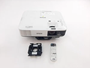 Epson PowerLite 1980WU Projector, With Remote and Mount, 573 Lamp Hours, C4*440 - Bild 1 von 6