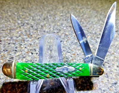 Rough Rider RR589, hueso Gunstock verde cacahuete, 2-3/4", 2 hojas, NUEVO, vintage 2002 Foto 1 de 4