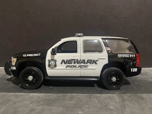 Newark Police NJ 1:27 Scale Die-Cast 2007 Chevy Tahoe Police SUV - Picture 1 of 4