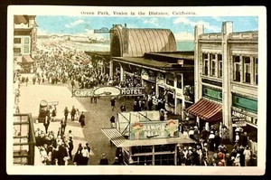 193O OCEAN PARK, VENICE in distance - SANTA MONICA CALIFORNIA Vintage Postcard - Picture 1 of 2