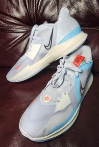 Nike Kyrie Low 5 Nets Football Grey Basketball Shoe DJ6012-003 Men's Size 13 - Picture 1 of 9