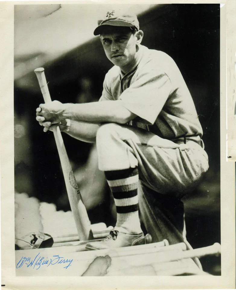 Foto autografiada de Bill Terry de 8x10 Foto 1 de 1