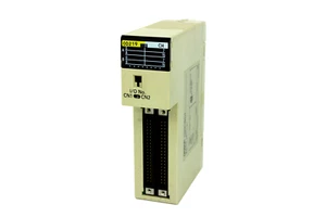 Omron C200H-OD219 Output Unit, 24VDC - Picture 1 of 4