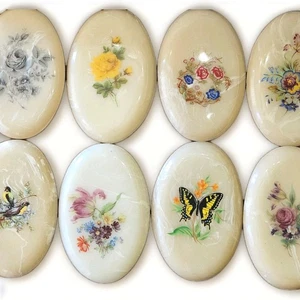 Vintage Resin Wall Plaque Set of 8 Oval Floral Bird Butterfly Faux Alabaster 60s - Picture 1 of 14
