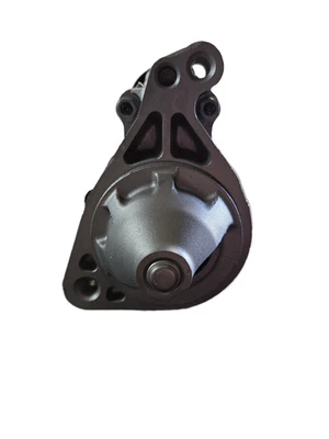 Isuzu D-Max 1.9 Diesel 2017-2022 OE Remanufactured Starter Motor Outright Sale - Image 1 of 3