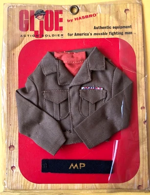 GI Joe - POLÍCIA MILITAR - JAQUETA E BRAÇADEIRA IKE (conjunto #7524) - PRIMEIRO TRIPLO TM - Imagem 1 de 4