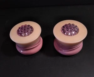 (2) Tarros de maquillaje vintage Avon - Bolsita crema en algún lugar - vacíos - Imagen 1 de 5