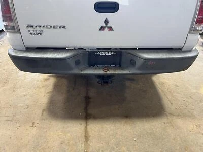 06-08 MITSUBISHI RAIDER REAR BUMPER COVER ARCTIC WHITE PAINT PW7 - Image 1 of 4