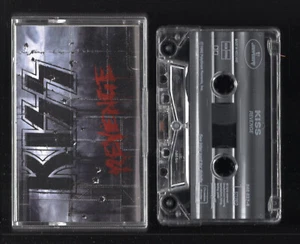 RARE K7 Audio ★ Kiss - Revenge ★ Cassette Tape MERCURY - Picture 1 of 2