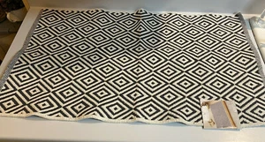 Household Trends Accent Rug ~ Dk Grey and Cream ~ 21" x 34" ~ 100% Cotton ~ NEW - Picture 1 of 7